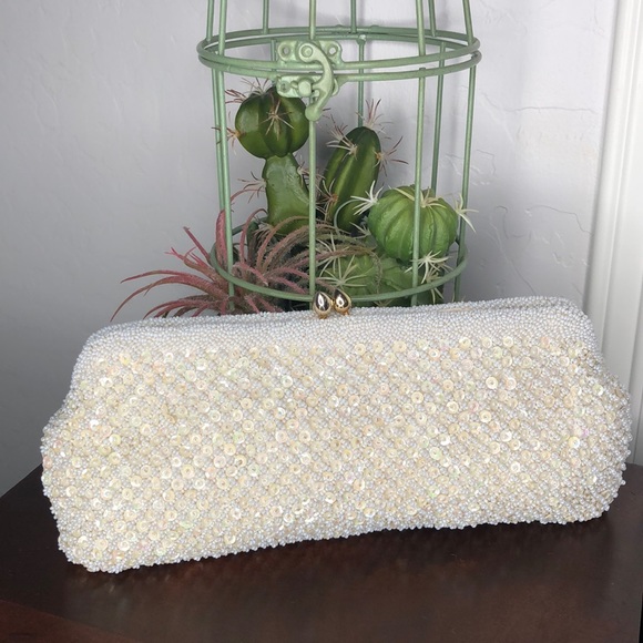 Iridescent Sequins & Seed Bead Crossbody /Clutch - Picture 1 of 12